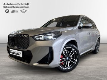 BMW Leasingangebot: BMW iX1 xDrive30 M Sportpaket Head-Up HK HiFi DAB
