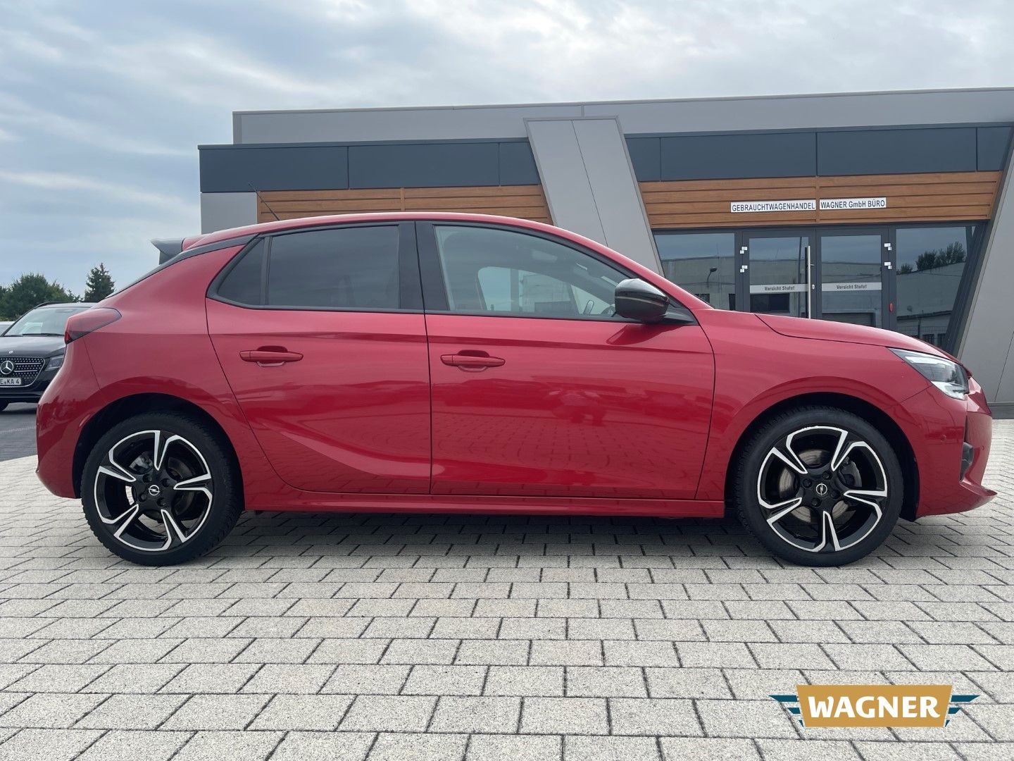 Fahrzeugabbildung Opel Corsa F GS Line Automatik Sportsitze Sitzheizung
