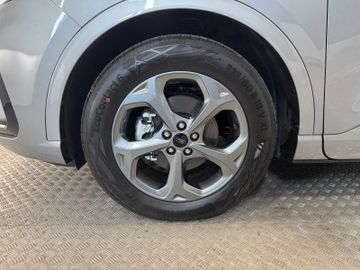 Fahrzeugverkauf 32 Ford Kuga ST-Line 1.5 AT AHK Navi Pano Kamera