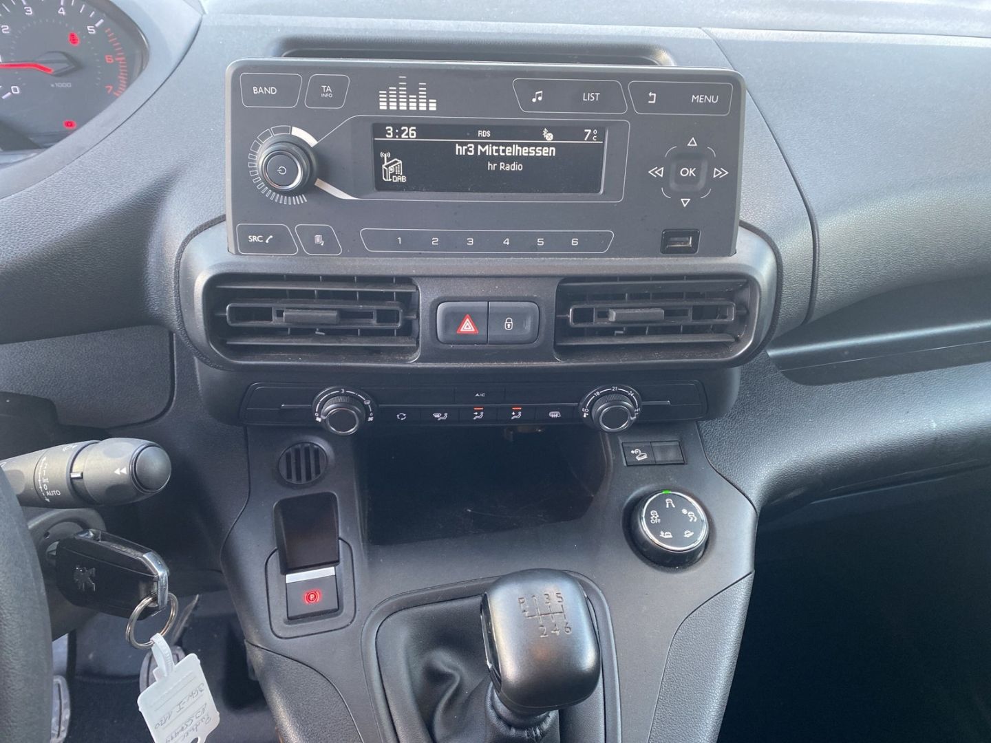 Fahrzeugabbildung Peugeot Partner Grip L1 1.5 BlueHDi *Frontscheibe heizba
