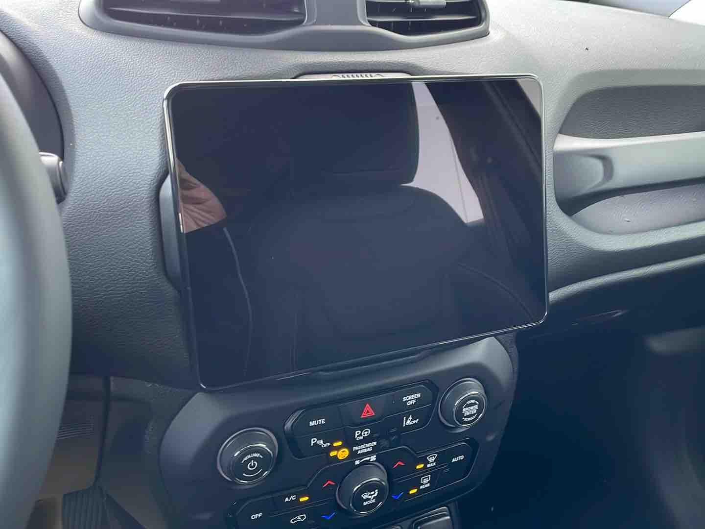 Jeep Renegade - Bild 14