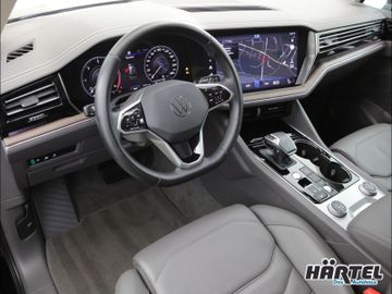 Volkswagen Touareg - 9