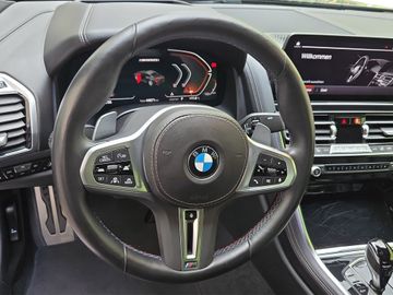 BMW M850 - 10