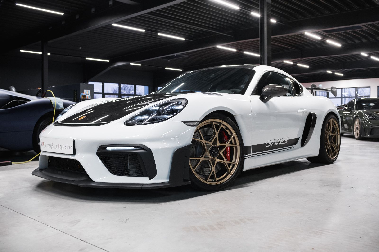 Fahrzeugabbildung Porsche 718 GT4 RS-Weissach-Clubsport-Lift-LED-Kam.-90 L