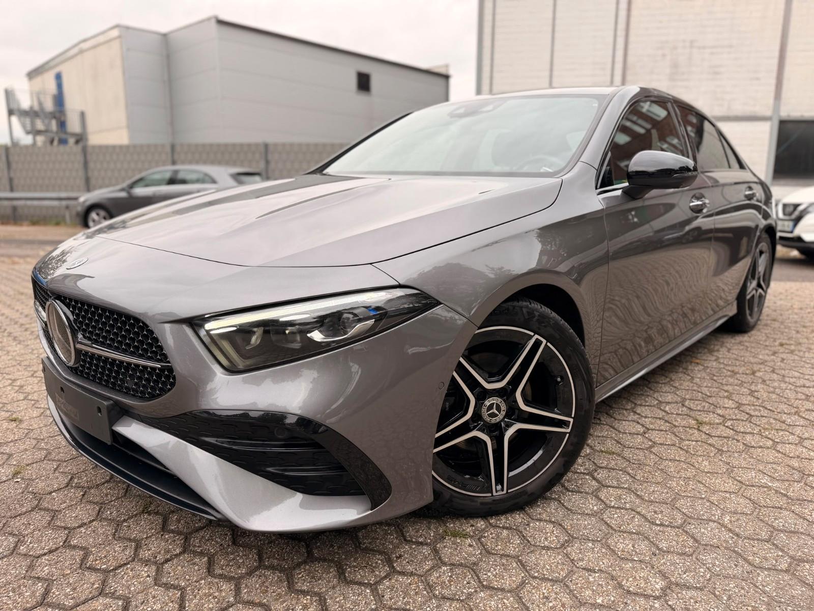 Mercedes-Benz A 200 Limousine MH AMG Line/Multibeam