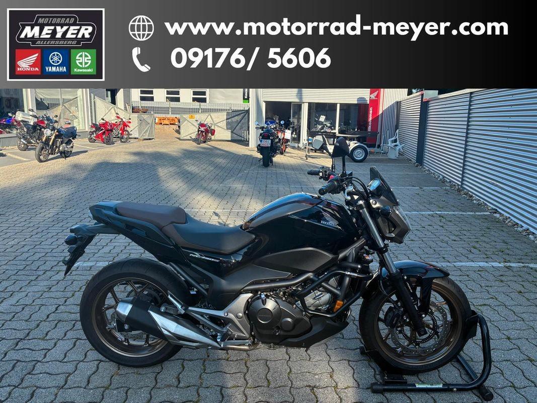 Honda NC750S wie NEU nur 1234km