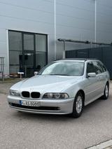 BMW e39 525d Touring 1.Hand - BMW 525 aus 2003: Kombi