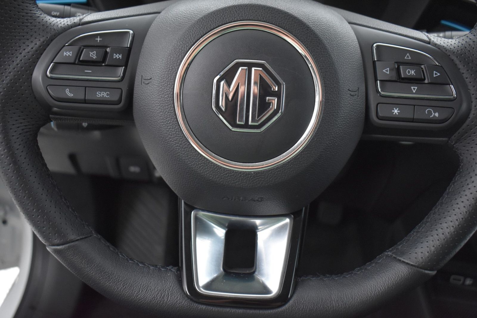 MG MG5 MAX 61 KWH Luxury >NAVI+LED+SHZ+DAB+ACC+360° - Image 15