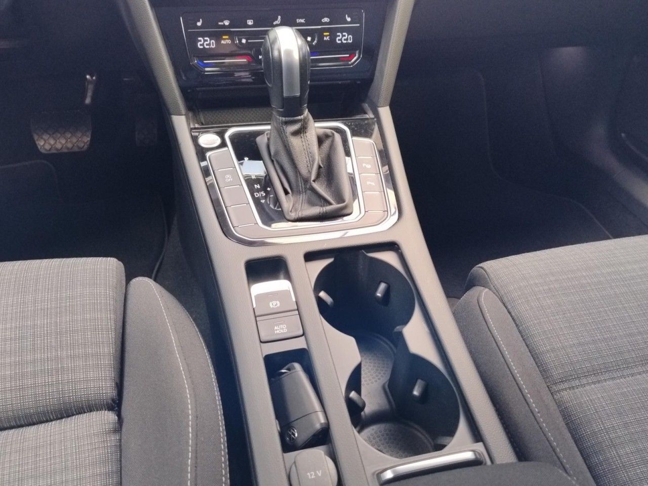 Passat Variant Business 2.0 TDI DSG Klima Navi