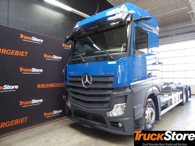 Mercedes-Benz Actros 2551 NLA GELENKT L Abrollkipper mit Haken