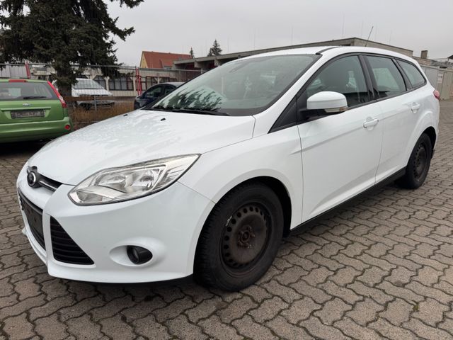 Ford Focus Turnier Sync Edition Navi-PDC