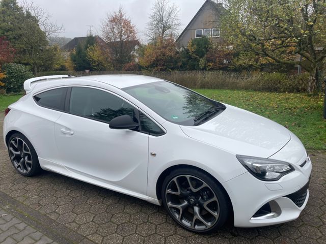 Opel Astra 2.0 Turbo 206kW OPC S/S OPC