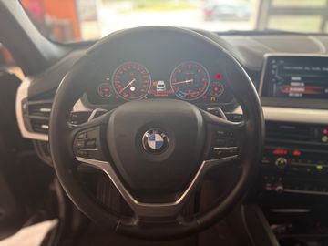 BMW X6 - 11
