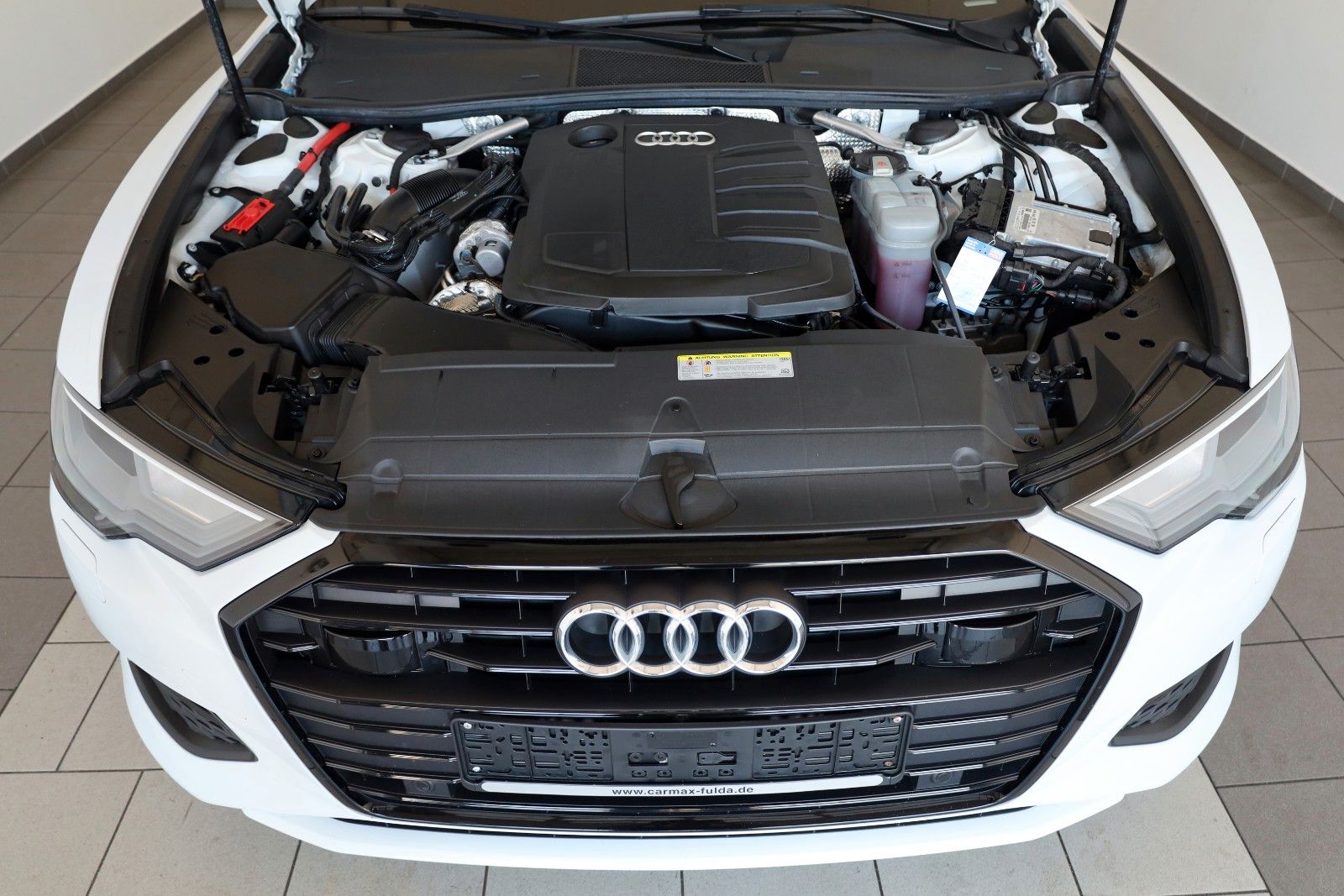 Fahrzeugabbildung Audi A6 Avant 40 TDI sport T.Leder,Navi,LED,ACC,SR+WR