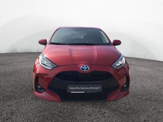 Yaris 1.5 Hybrid Style PDC SHZ KAMERA ACC LED