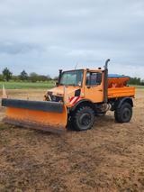 Unimog U 1600  427  Winterdienst - Unimog U 1600
