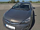 Opel Astra 1.4 Turbo Edition 103kW Edition   - Opel Astra: E10