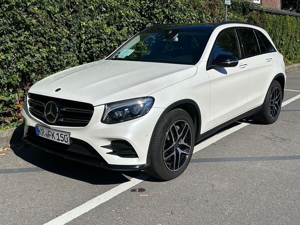 Image of Mercedes-Benz GLC 300