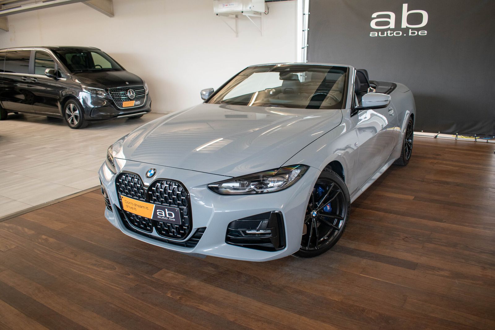 BMW 420 i CABRIO M-SPORT, CARPLAY, STUUR + ZETELVERW imagem 2