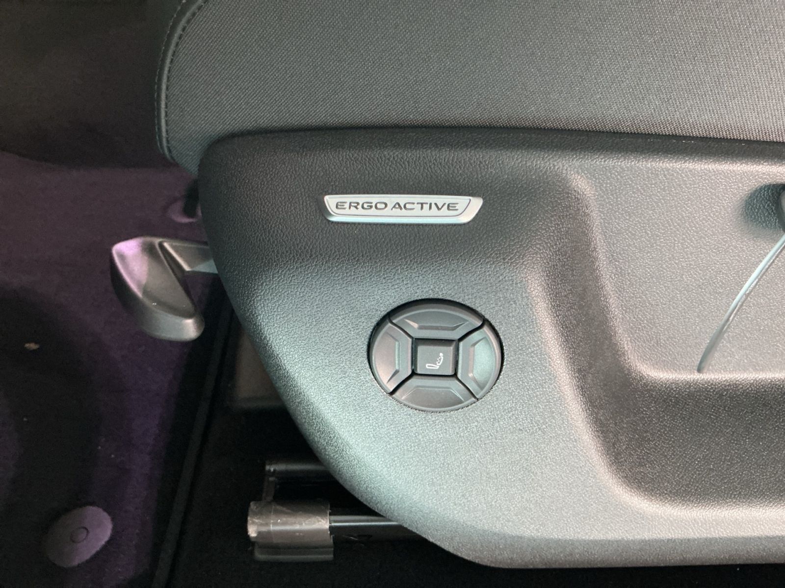 Volkswagen Tiguan - Bild 17