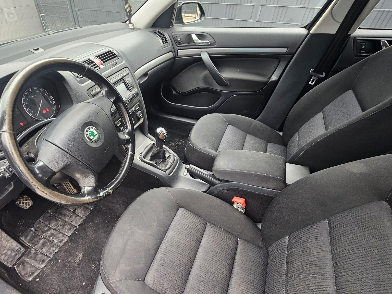 Skoda Octavia 2007 — photo 12