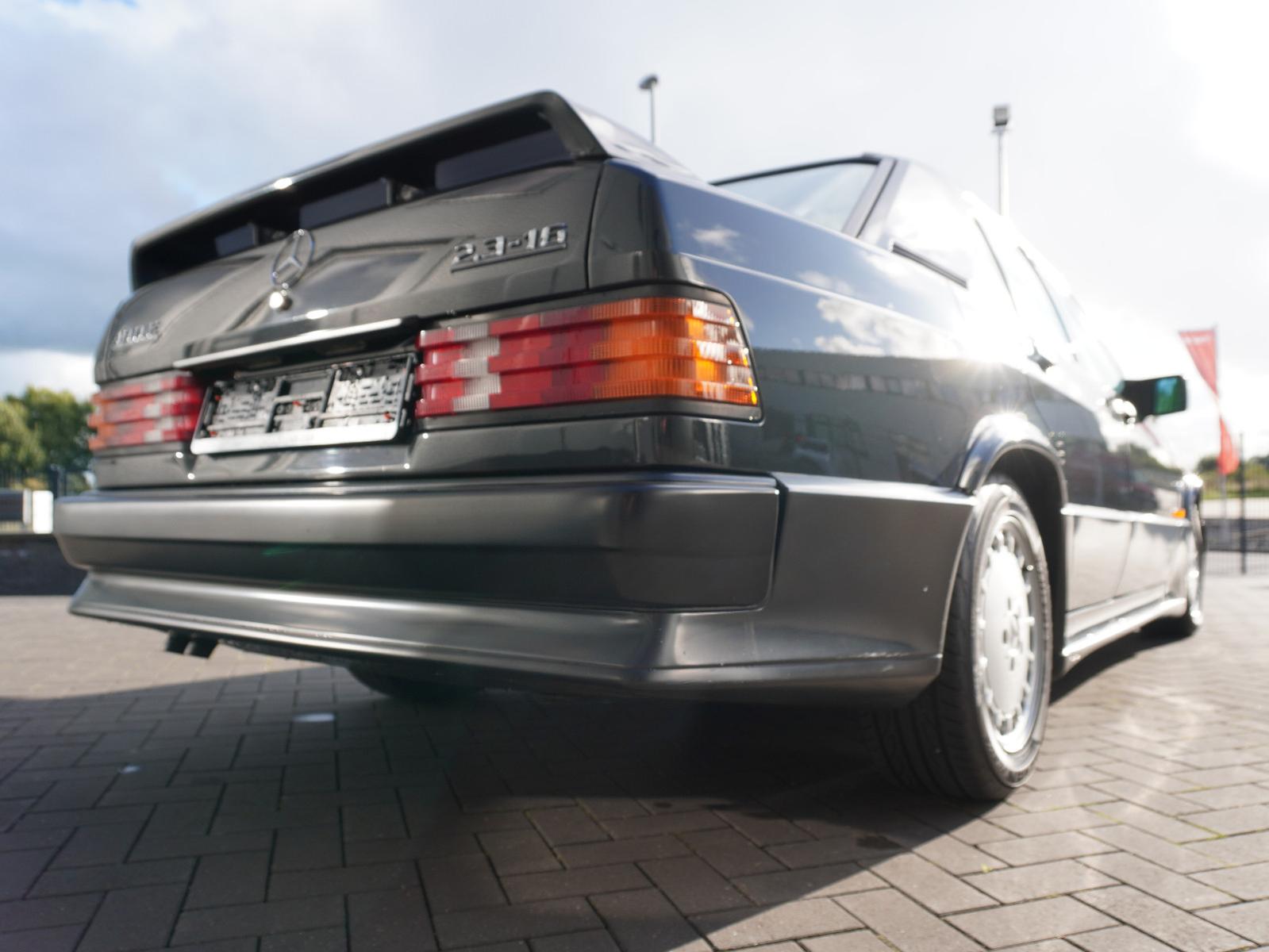 Mercedes-Benz 190 E 2,3 16 V