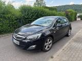 Opel Astra 1.4 Turbo HU/AU: 08.27, KLIMAAUTO, SHZ - Opel Astra aus 2010: Turbo