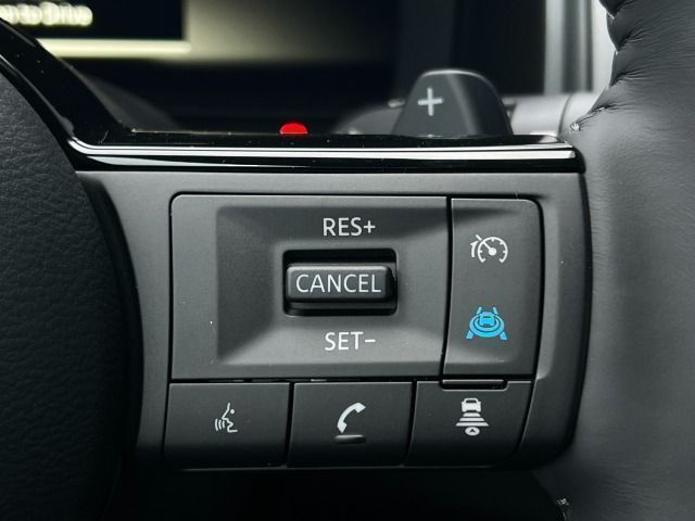 Fahrzeugabbildung Nissan Qashqai 1.3 DIG-T Xtronic Tekna PGD*Bose*MJ26