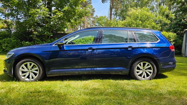 VW Passat Variant 2.0 TDI SCR DSG Comfortline V...
