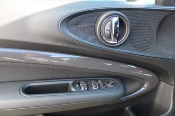 Fahrzeugabbildung MINI Clubman Cooper SD All4 JCW Navi