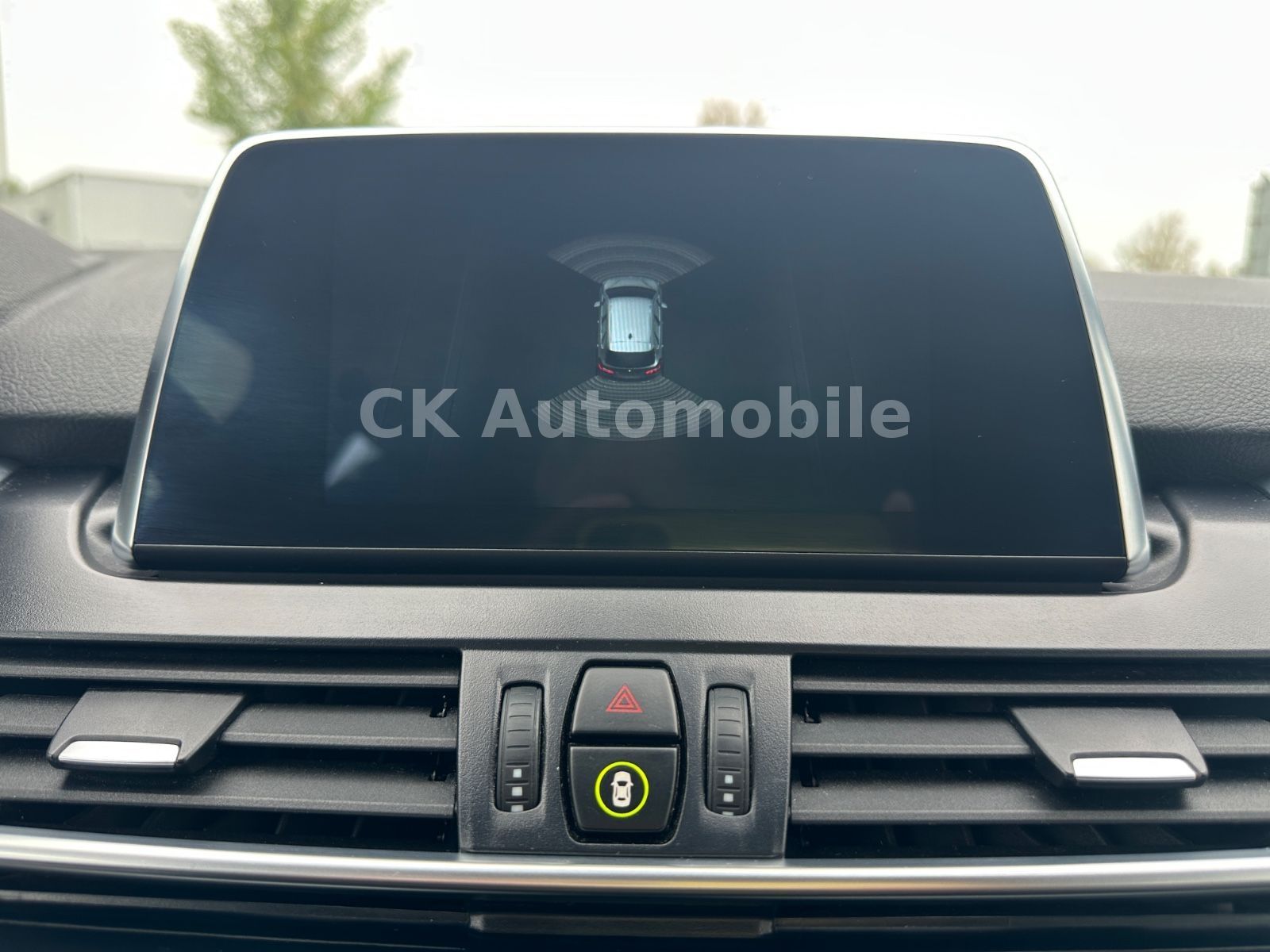 Fahrzeugabbildung BMW 218dxDrive Active Tourer M-Sport/Shadow-Line/LED