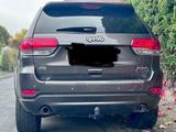 Jeep Grand Cherokee 3.0l V6 250PS Overland AHK Luft   - graue Jeep Grand Cherokee