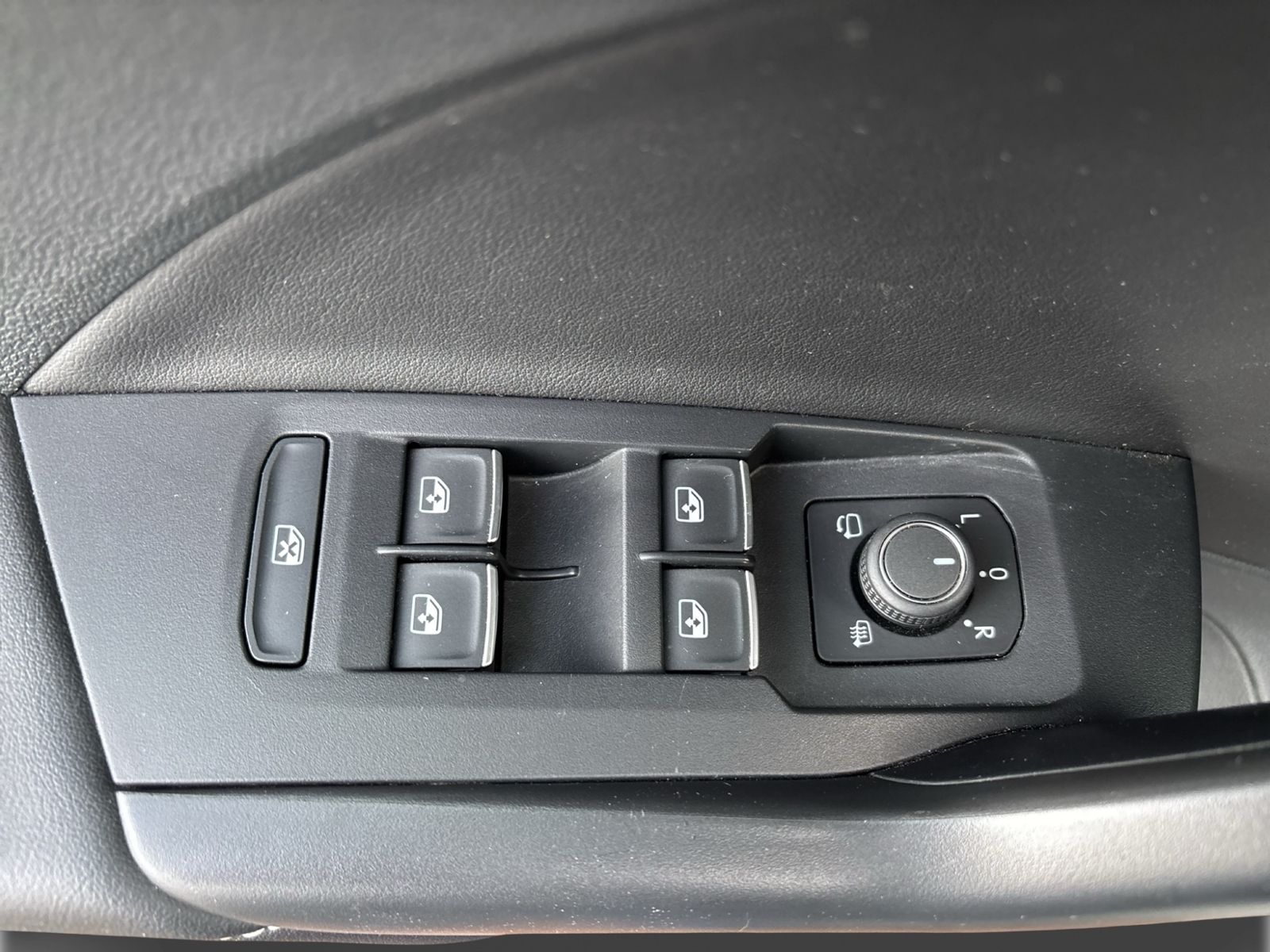 T-Cross 1.0 TSI GOAL, Navi, ACC, 17" Alu, Travel