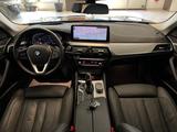 BMW 520d/Lim/Aut/LCPProf/HUD/Laser/BelüftStz/StandHz - BMW 520: Limousine