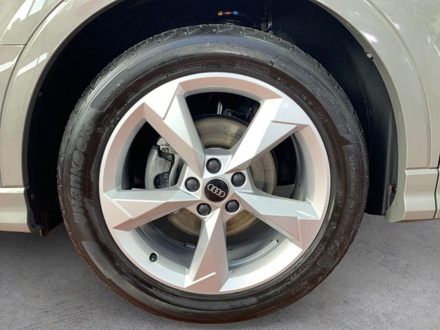 Q3 35 TDI S TRONIC S LINE +LED+KAMERA+NAVI+AHK++