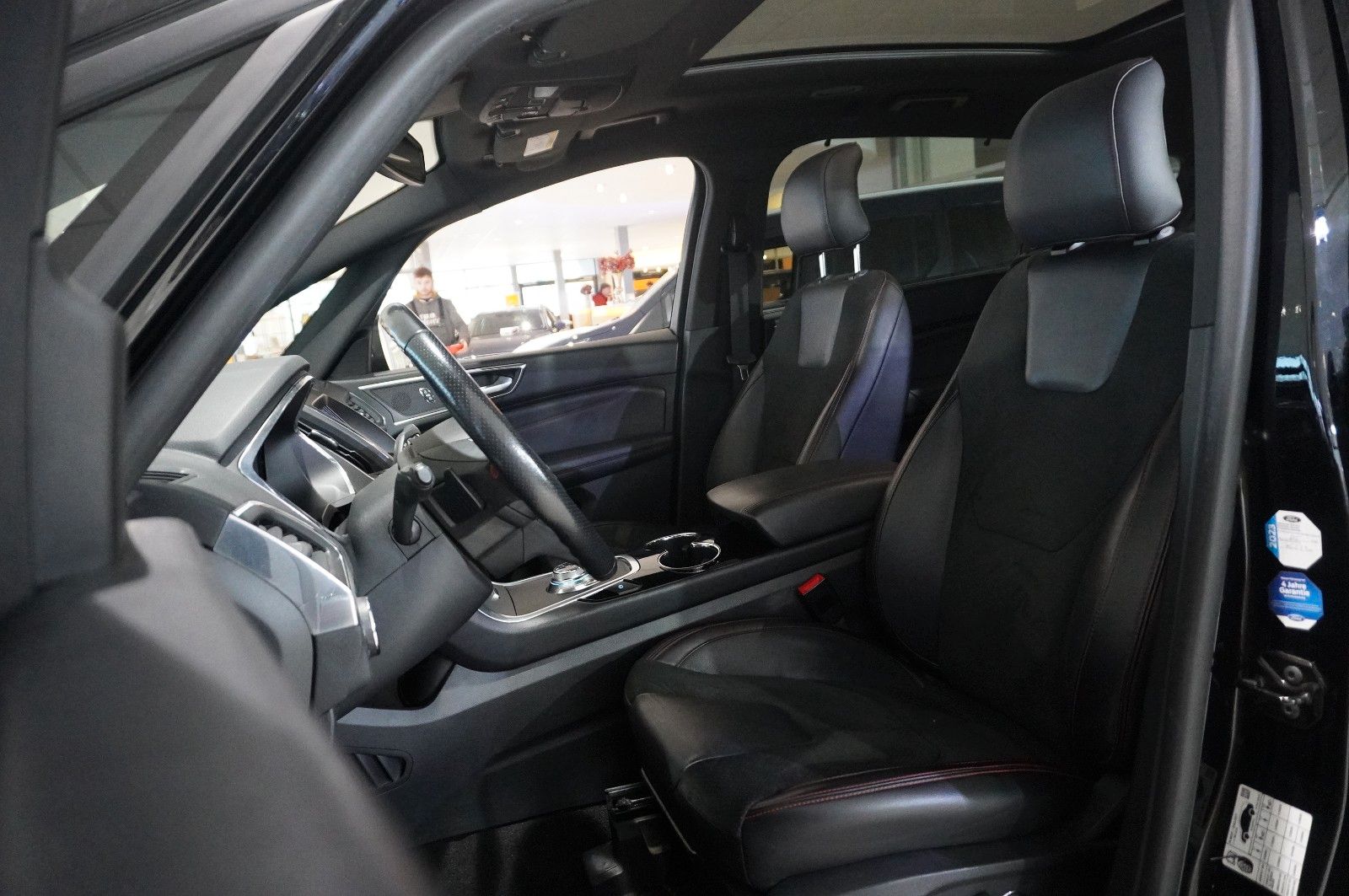 Fahrzeugabbildung Ford S-Max 2.0D ST LINE 7-SITZE NAVI/LED/KAMERA/AHK