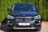 BMW X1 sDrive 18 i xLine LED Tempomat AHK Navi Leder - BMW X1: Schwarz