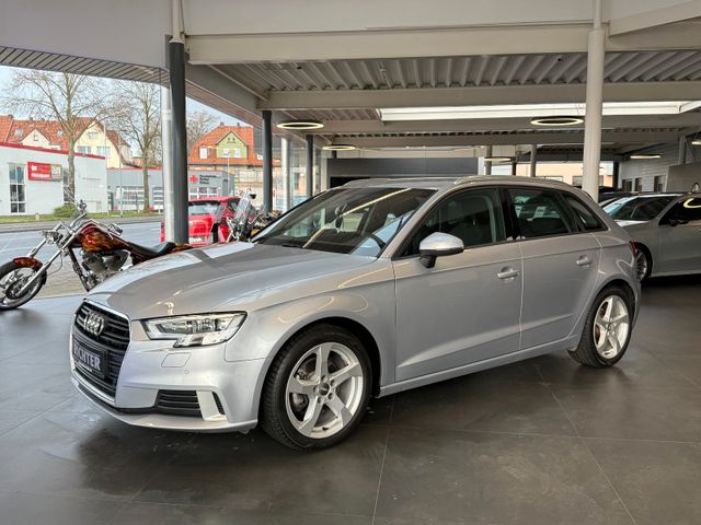 Audi A3 1.0 TFSI Sportback Sport/SHZ/NAVI/PDC/Xenon