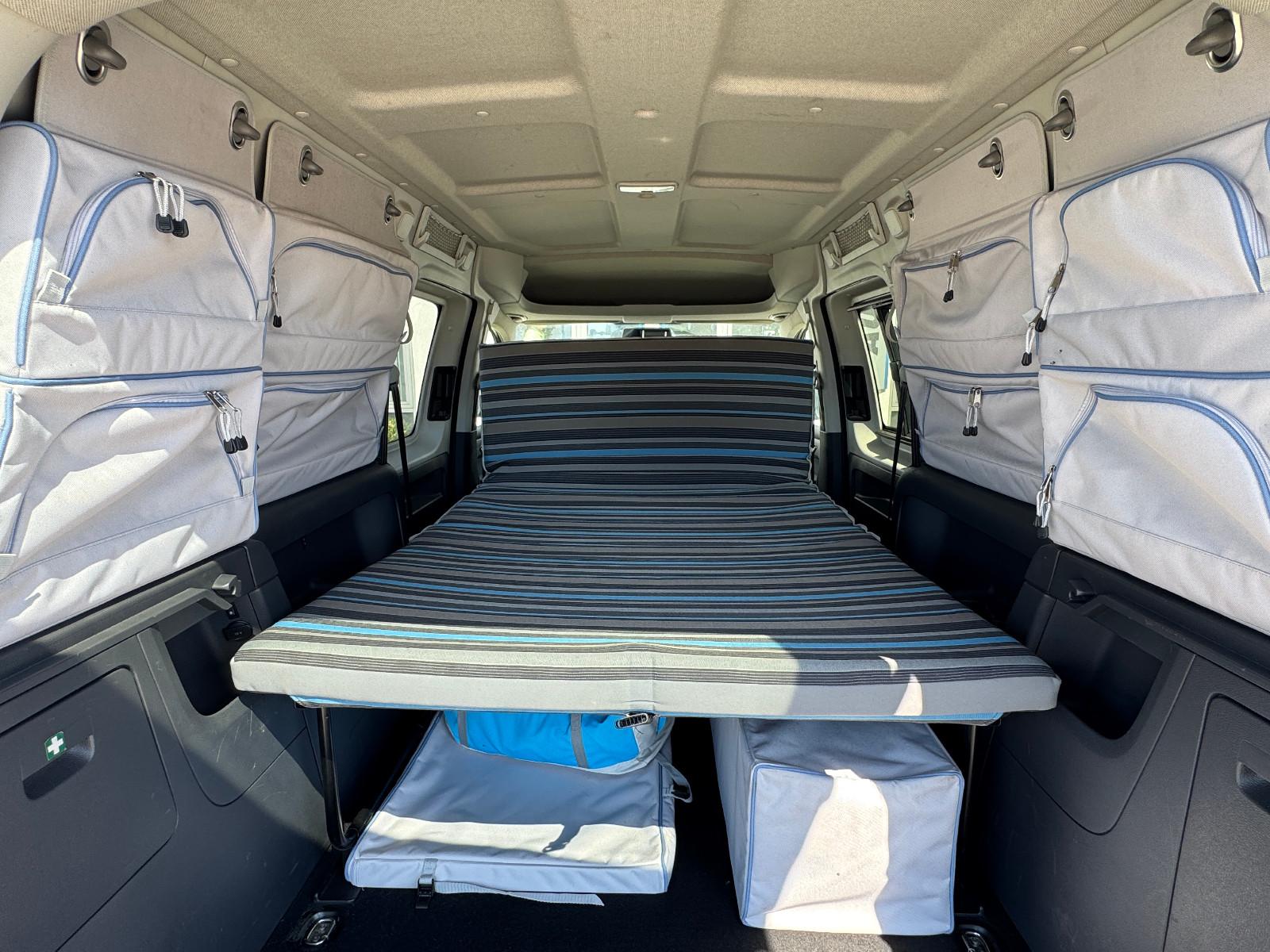 Volkswagen CADDY MAXI TRAMPER++1.HD+5-SITZE+SCHLAFBANK++
