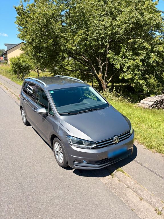 Image of Volkswagen Touran