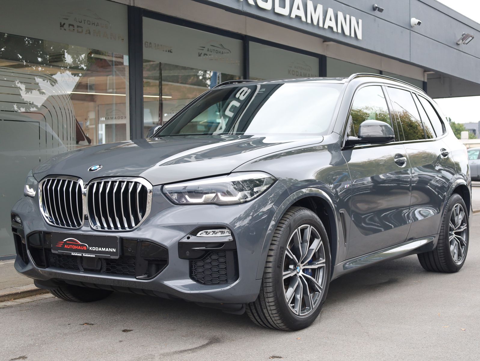 BMW X5 xDrive40d M-Sport AHK HUD H&K ACC Virtual 20 foto 3