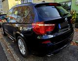 BMW X3 2.0D M  S-Paket/Leder/ PANO/ XENON/NAVI Pro - schwarze BMW X3 M