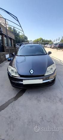 Renault RENAULT - Laguna - 2.0 dCi 150CV Nav