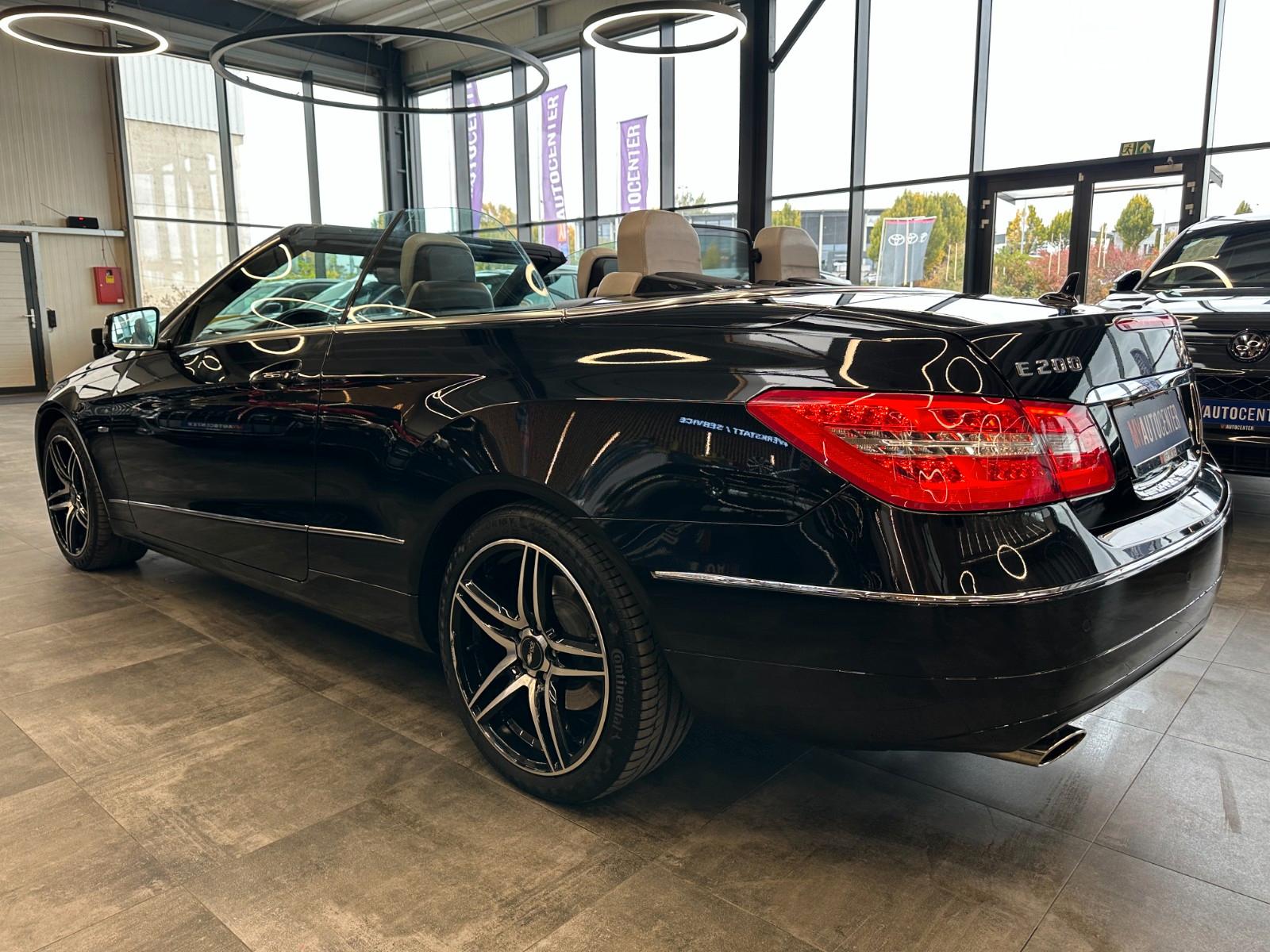 Mercedes-Benz E 200 *NACKENHZ*SITZHZ/Belüftung*NAVI*PDC*TEMPO*