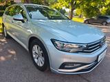 Volkswagen Passat Variant Business Premium*ACC*AHK - Volkswagen Passat aus 2021
