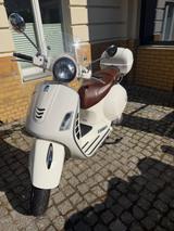 Vespa GTS 300  (ABS/ASR) - VESPA 300 GTS