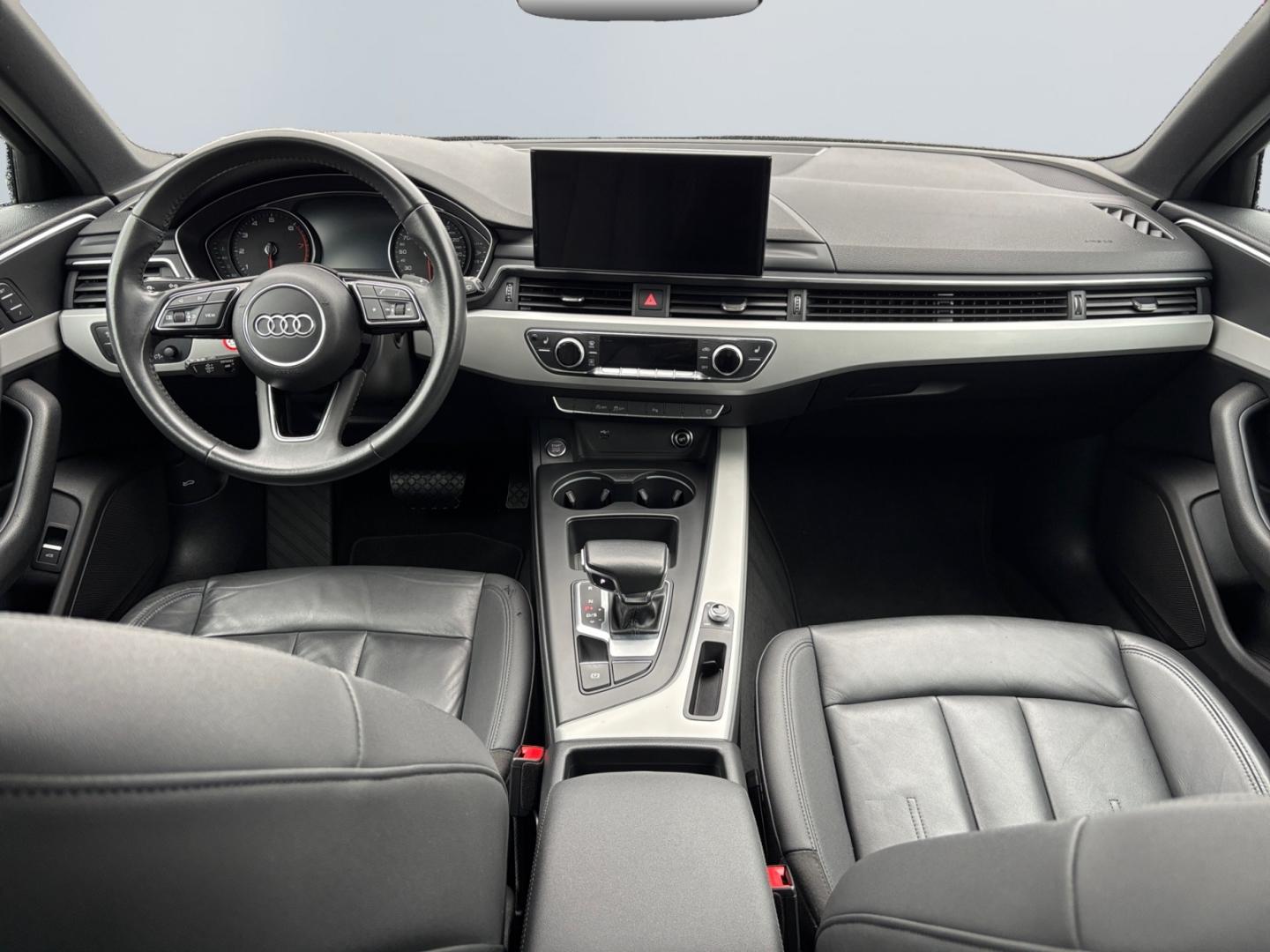Audi A4 Avant*S tronic*Leder*ACC*Navi*AHK*Kamera*LED