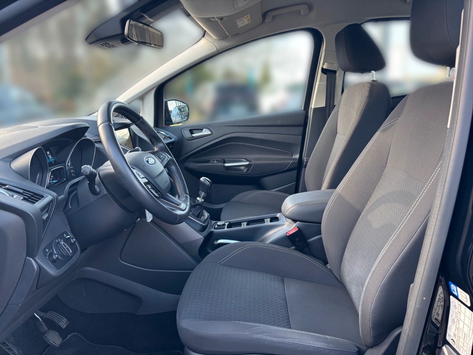 Fahrzeugabbildung Ford C-Max C-MAX Cool & Connect