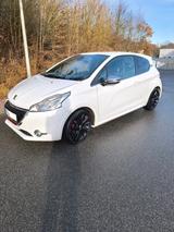 Peugeot 208 1.6 GTi 200 THP GTi - Peugeot 208 von privat
