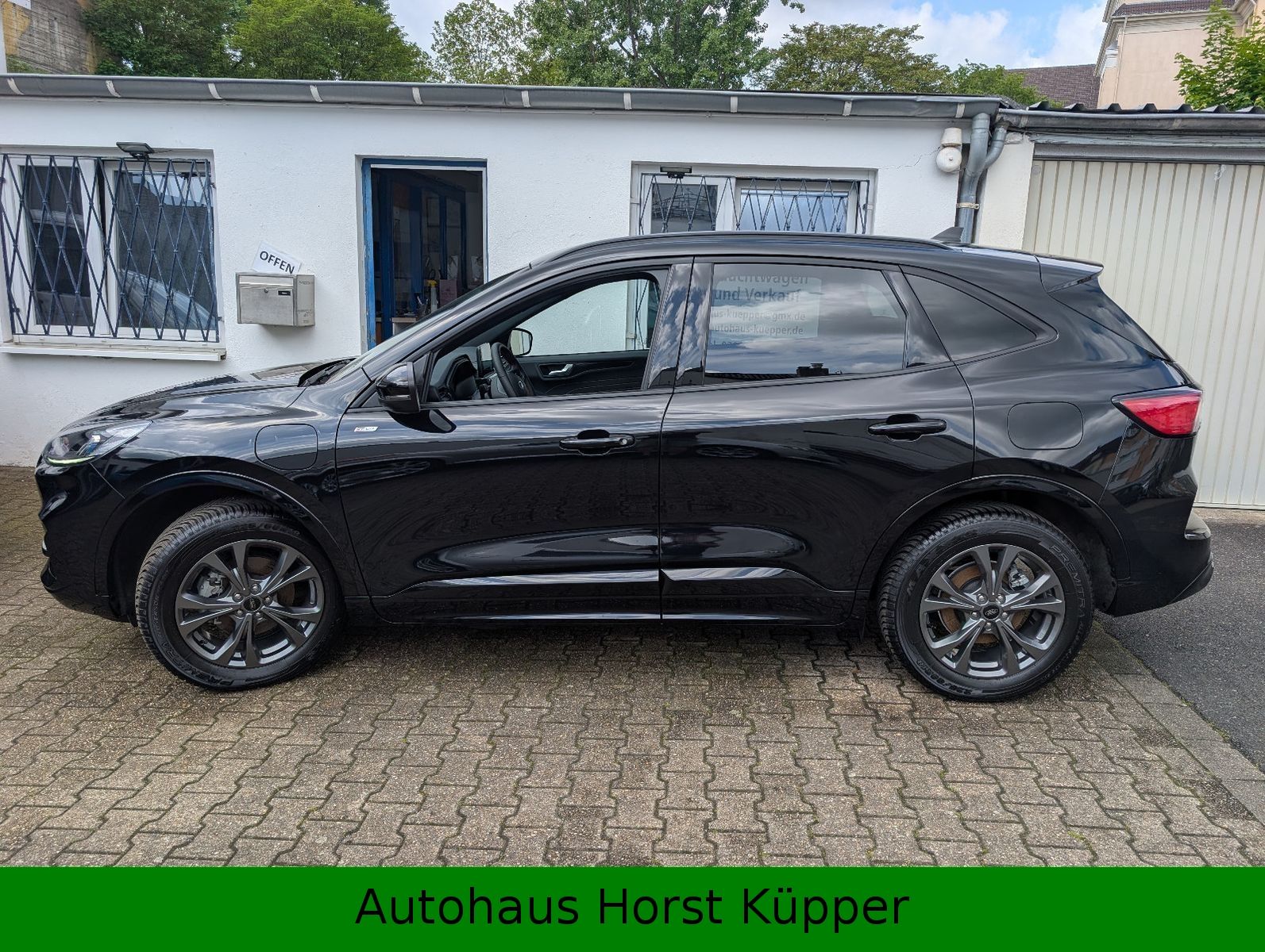 Ford Kuga Plug-In Hybrid ST-Line mit nur 8837 km imagem 3